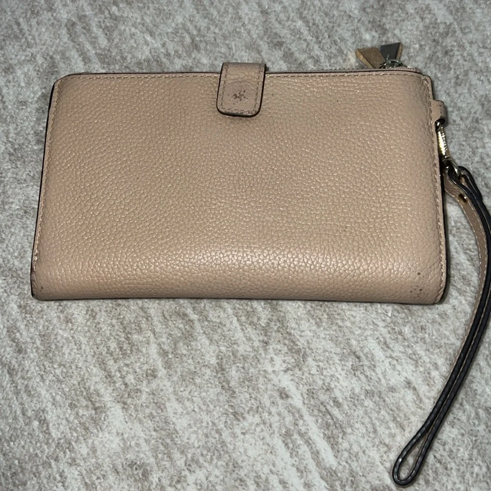 Michael Kors cream color double zip wristlet wallet